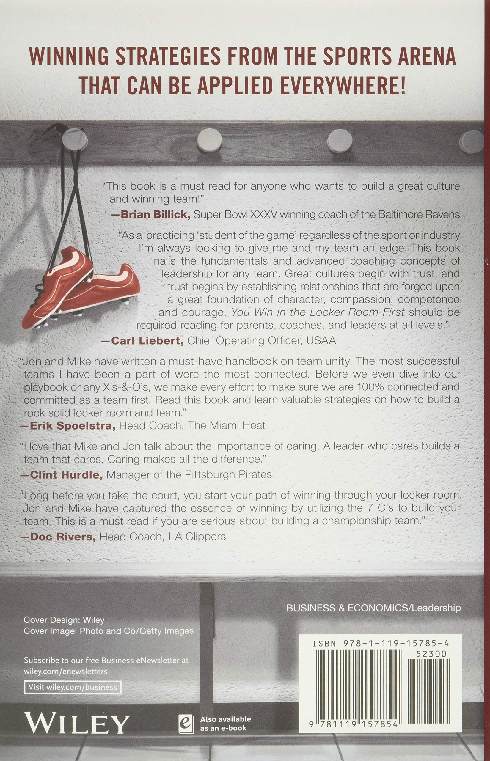 You Win in the Locker Room First: The 7 C's to Build a Winning Team in Business, Sports, and Life (Jon Gordon)